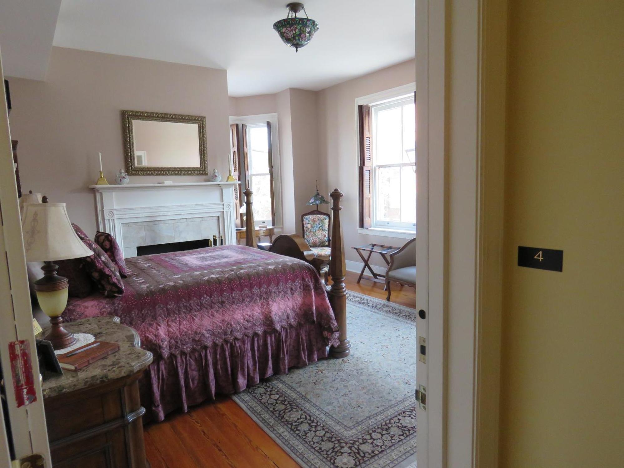 The Swope Manor Bed & Breakfast Гетисбърг Екстериор снимка