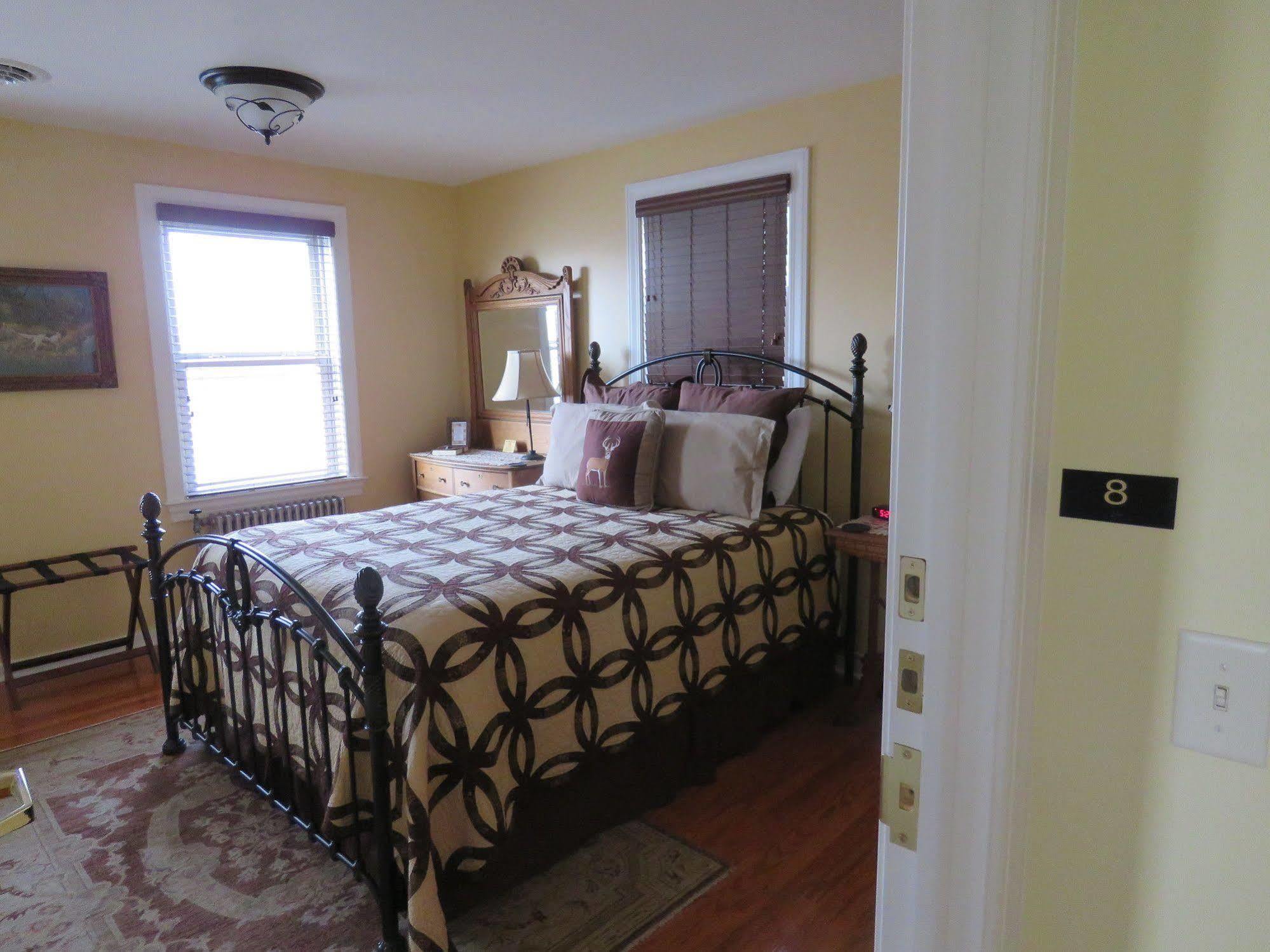 The Swope Manor Bed & Breakfast Гетисбърг Екстериор снимка