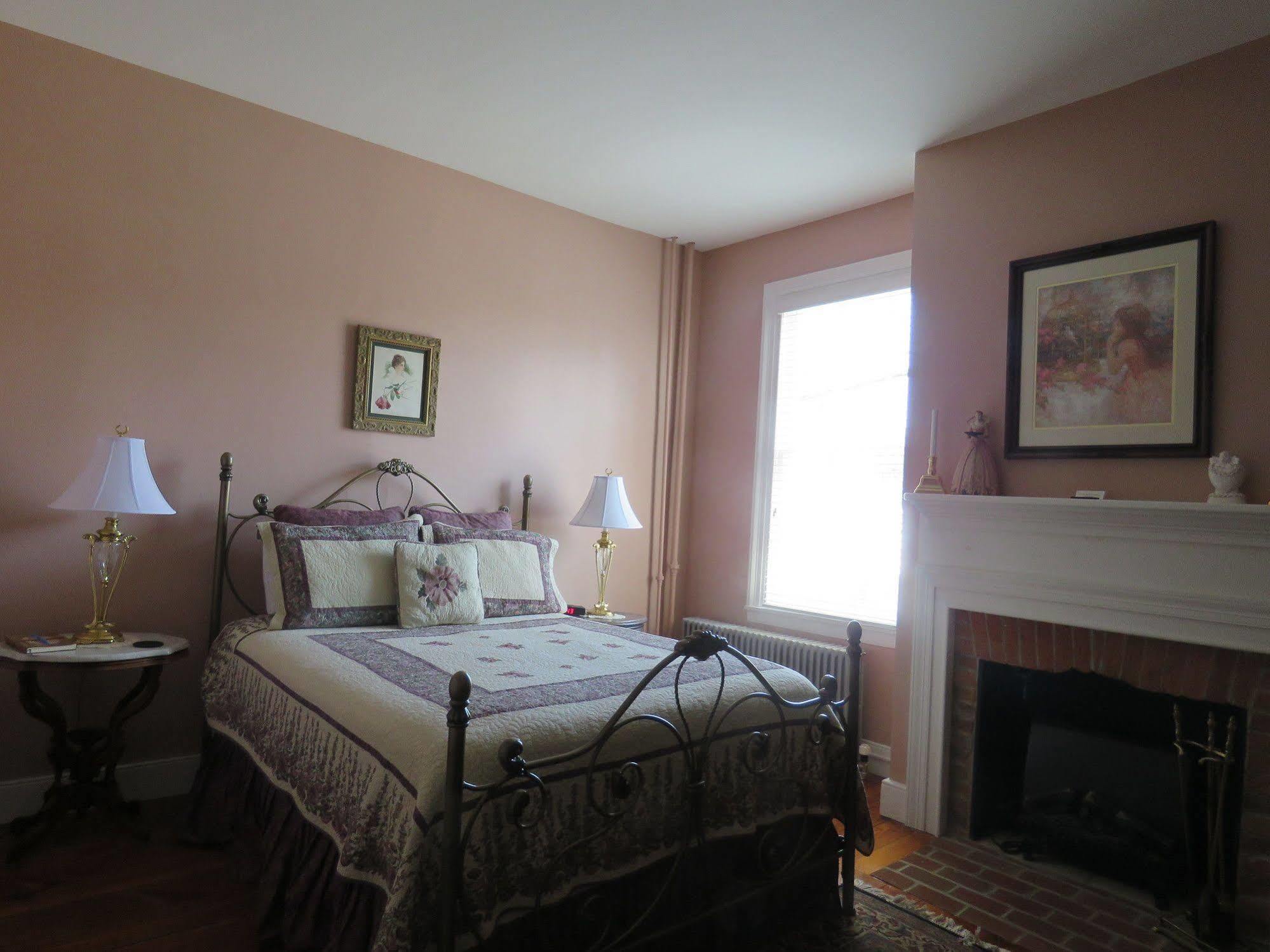The Swope Manor Bed & Breakfast Гетисбърг Екстериор снимка