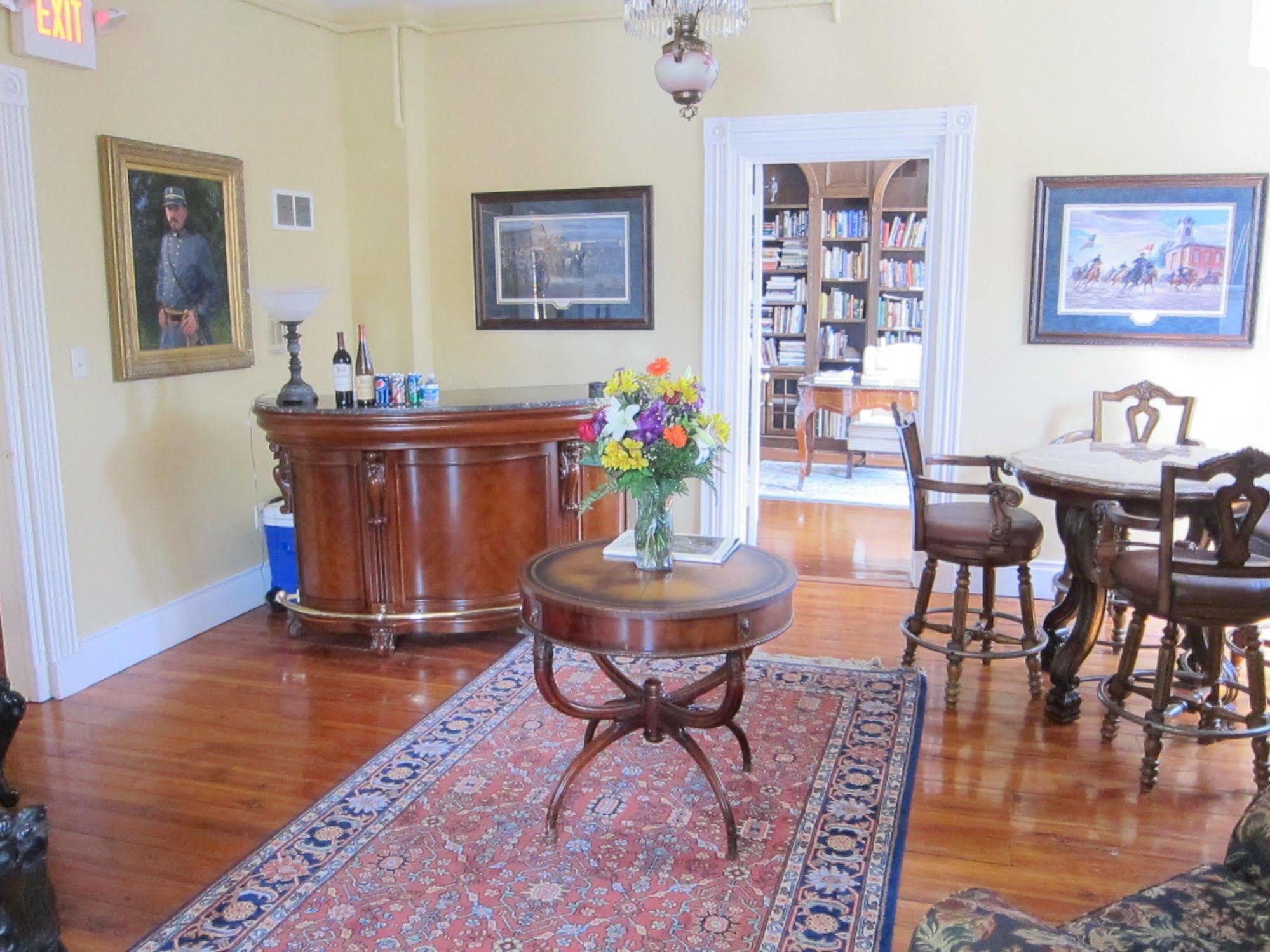 The Swope Manor Bed & Breakfast Гетисбърг Екстериор снимка